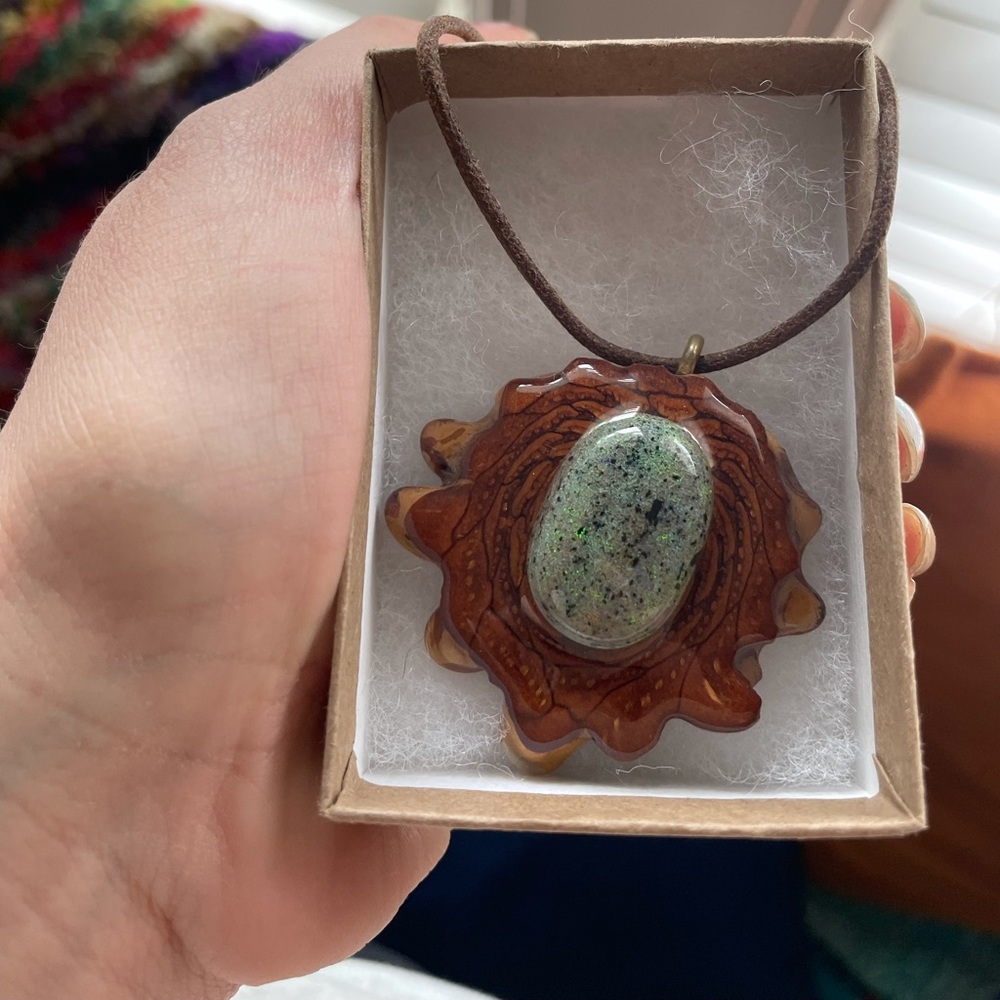 Third eye pinecone necklace worn once! think its labradorite.